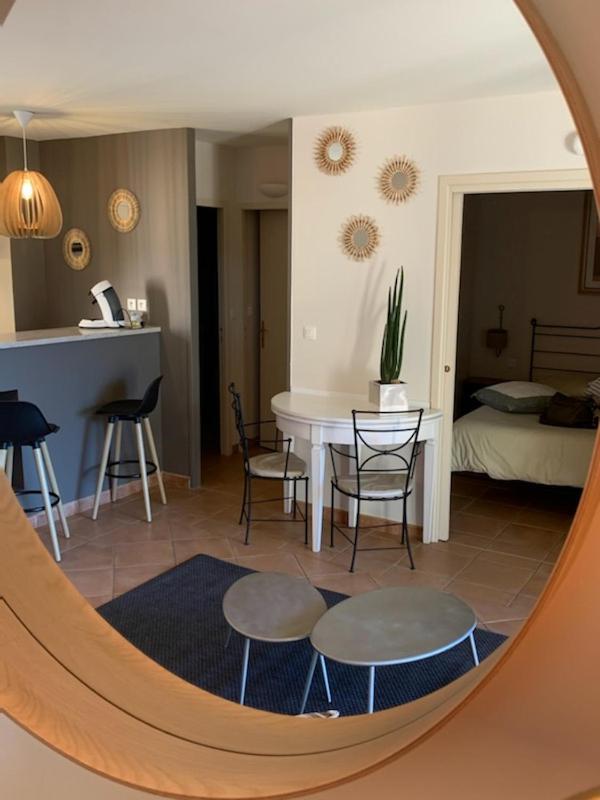 Appartement Cosy Avec Climatisation Reversible Golf De Saumane Dış mekan fotoğraf