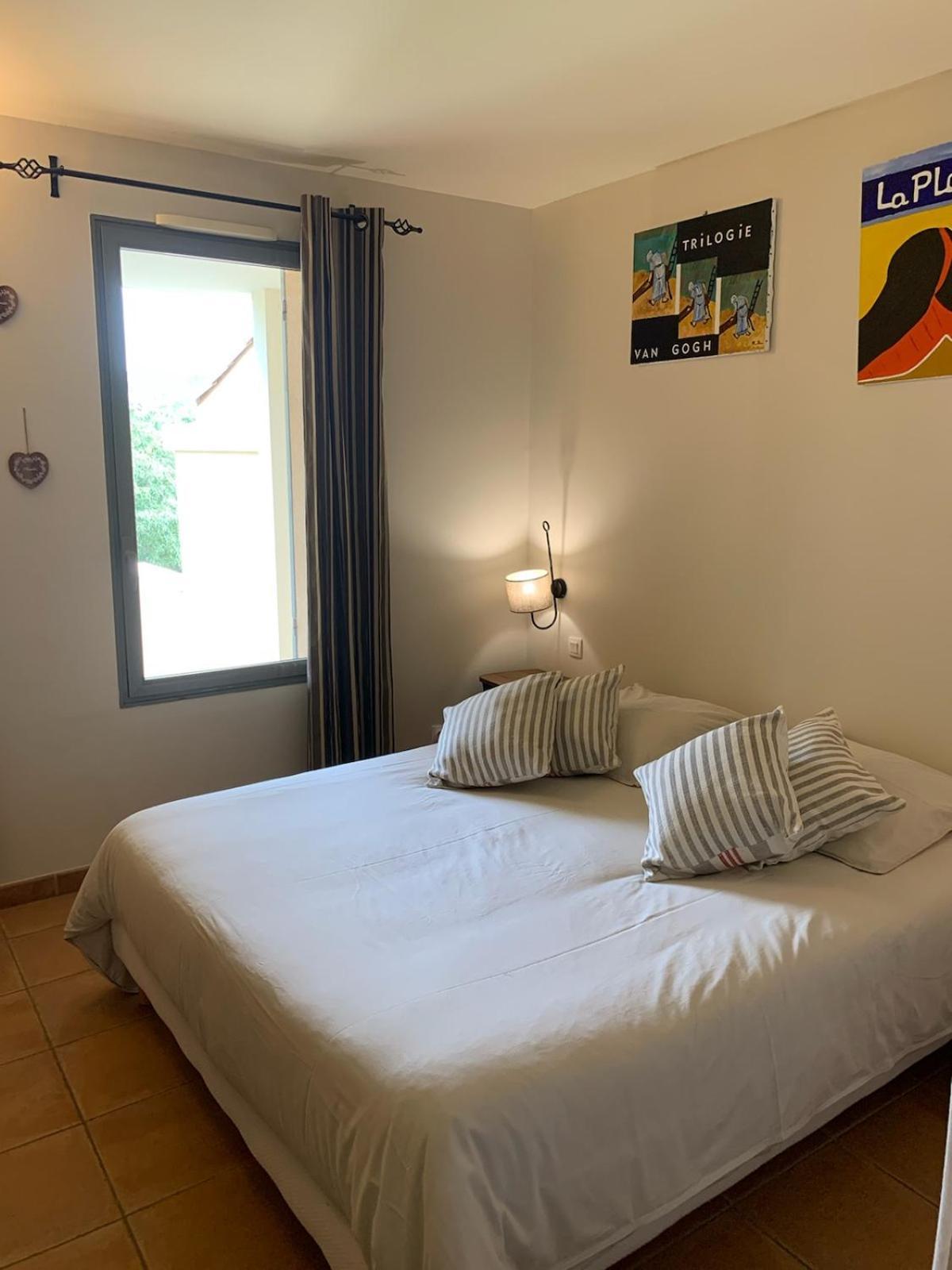 Appartement Cosy Avec Climatisation Reversible Golf De Saumane Dış mekan fotoğraf